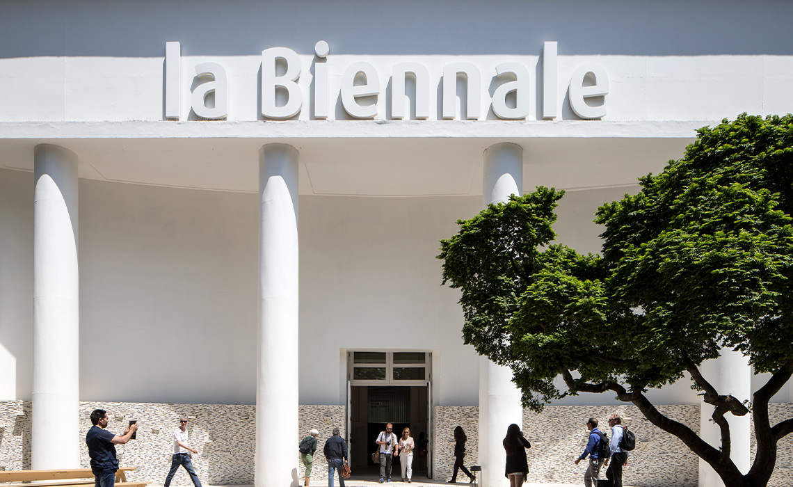 Bienalia e Venecias/ Përfaqësohet edhe Shqipëria, Kosova merr vlerësimin “Mirënjohje e Veçantë”!