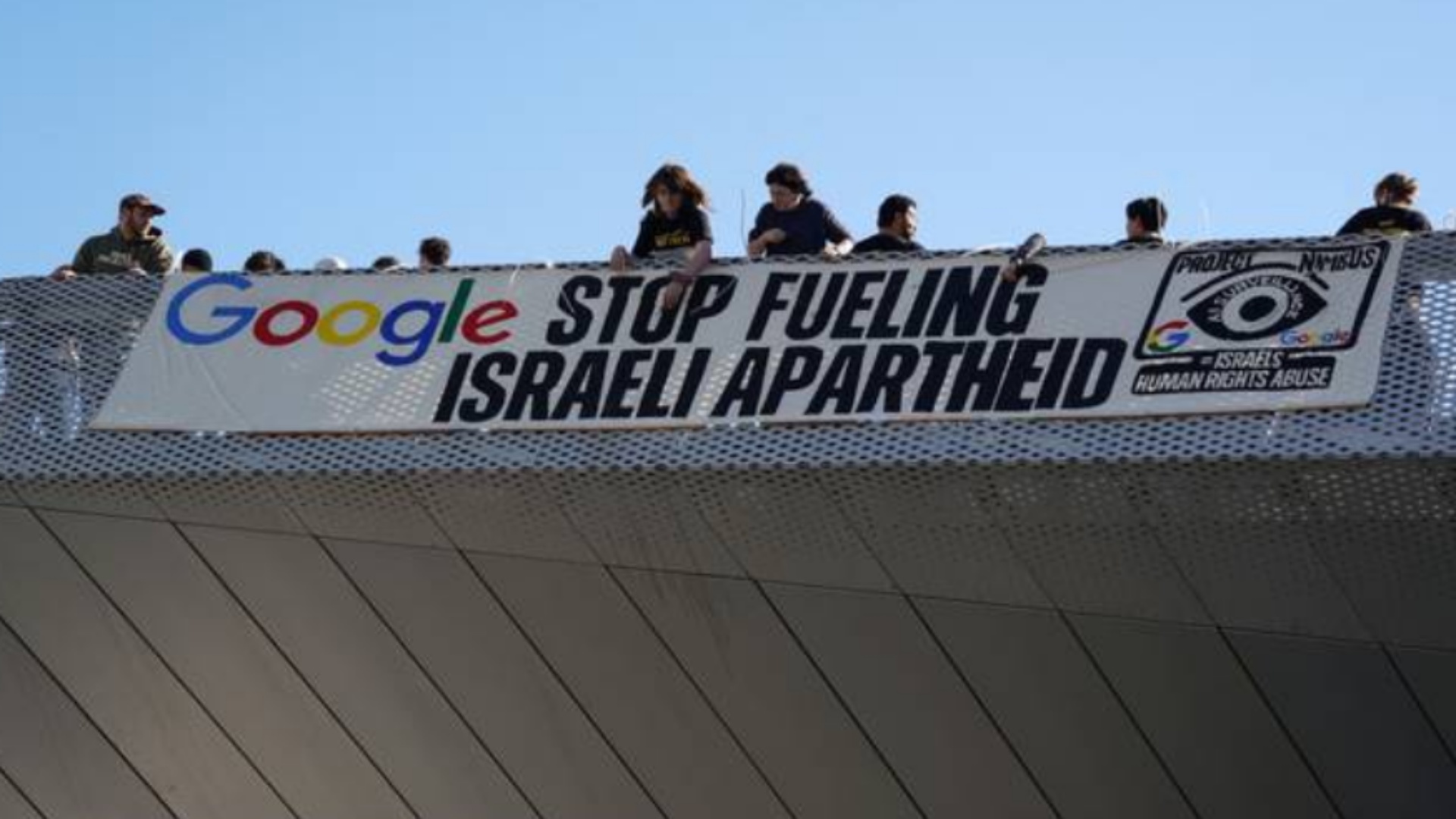 Google shkarkon punonjësit që protestuan për lidhjet e kompanisë me ushtrisë së Izraelit!