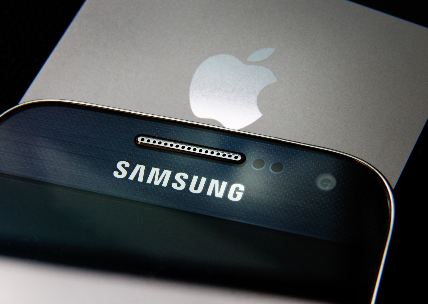 Humbet vendin e parë si prodhues global, Samsung ‘mund’ Apple!