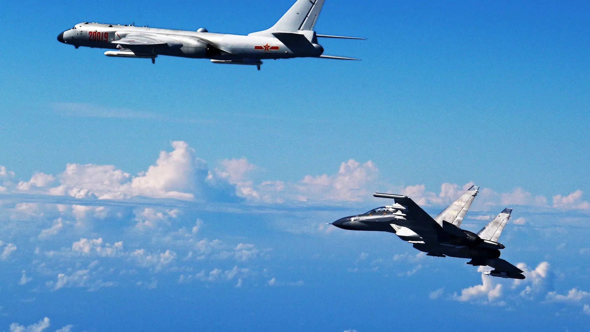 Kina “ngacmon” Tajvanin, i çon avionë luftarakë ishullit!