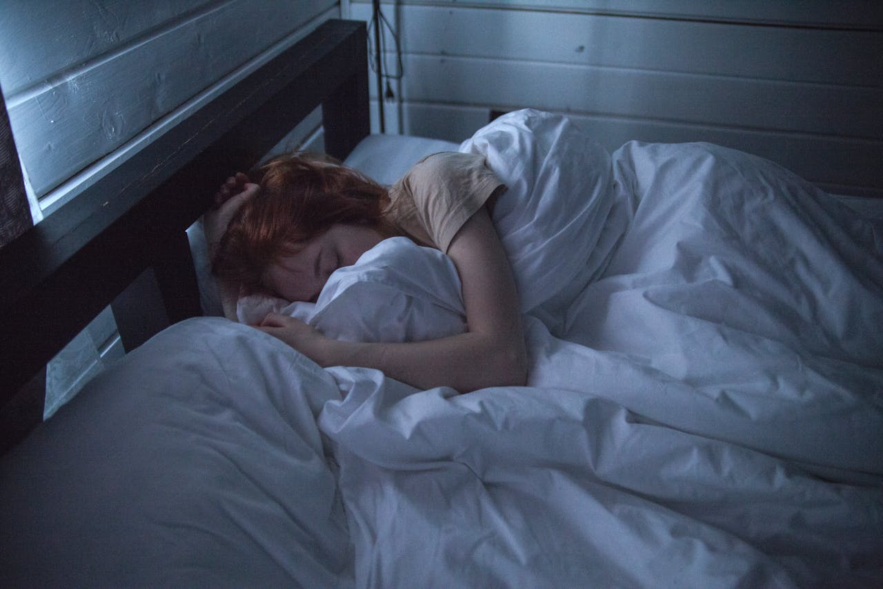 Nuk plotësoni orarin e plotë të gjumit? Flasin ekspertët, mungesa e gjumit lidhet me këtë sëmundje