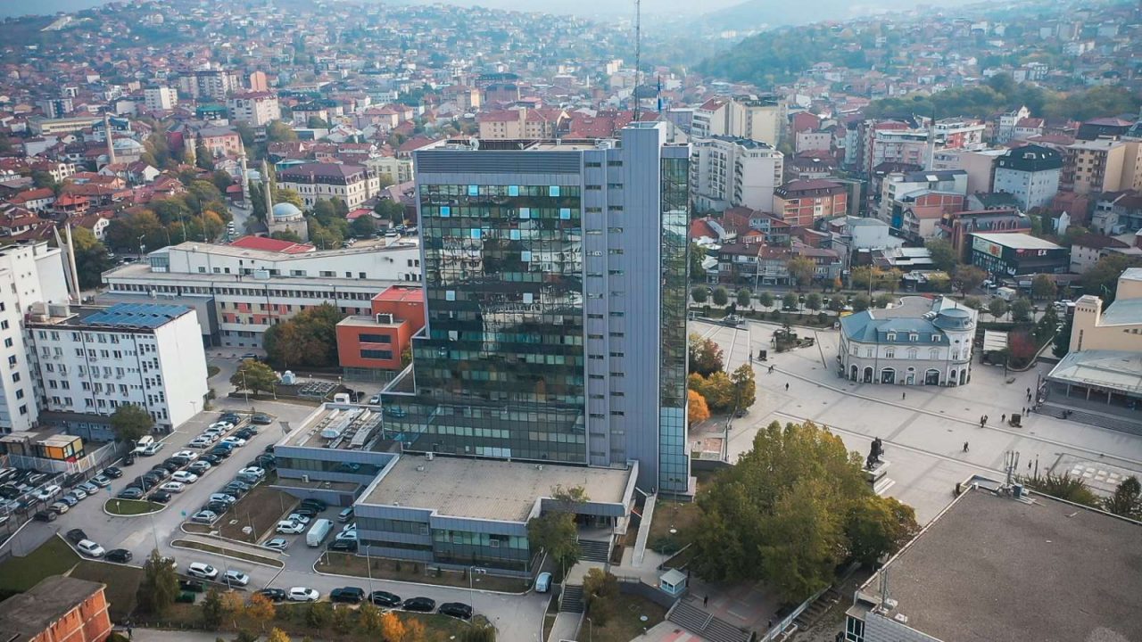 Prishtina, thirrje qytetarëve të Kosovës: Shmangni kalimin nëpër Serbi!