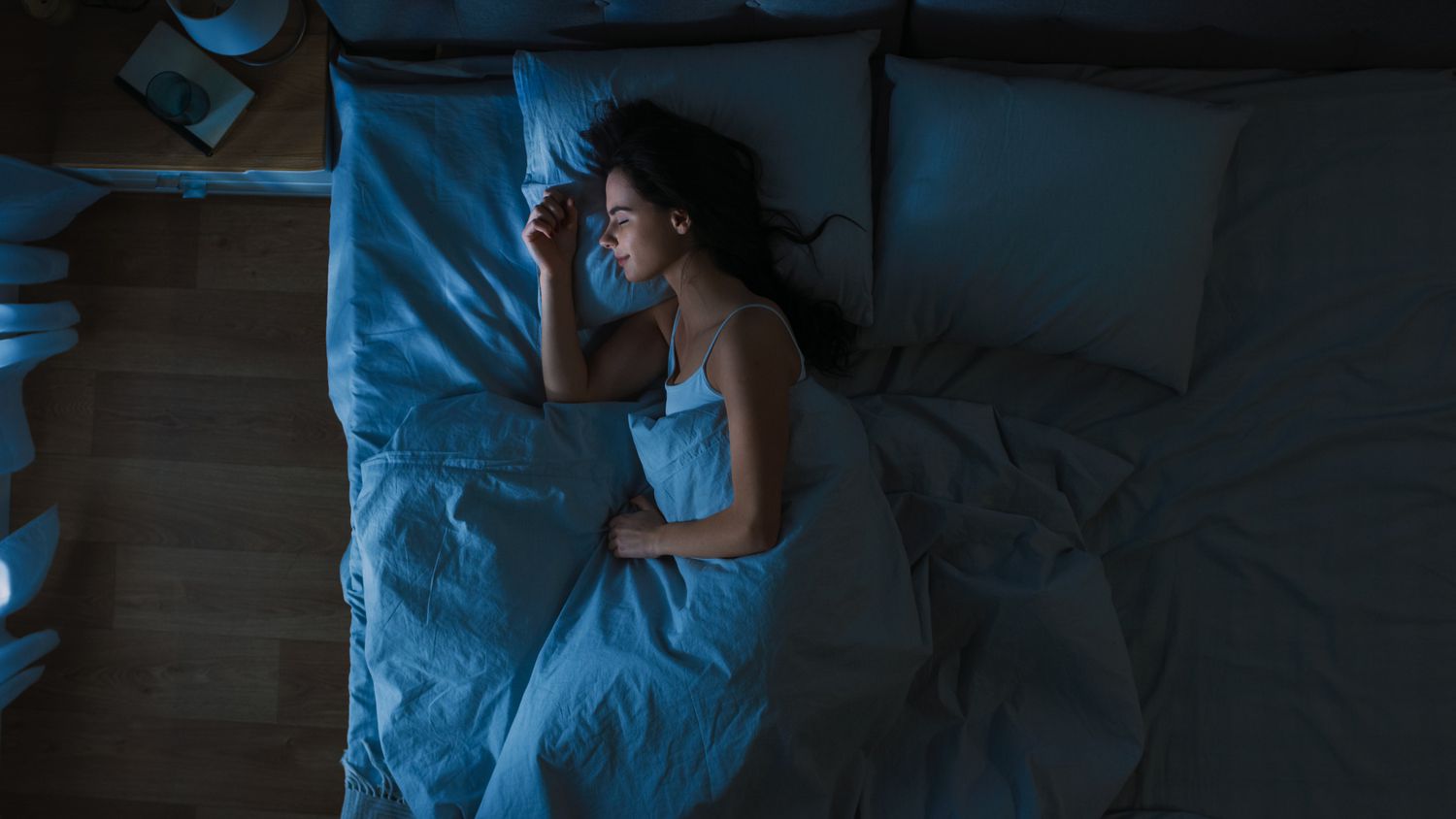 Gjumi ndihmon në pastrimin e trurit nga toksinat? Studimi i ri hedh poshtë këtë hipotezë!