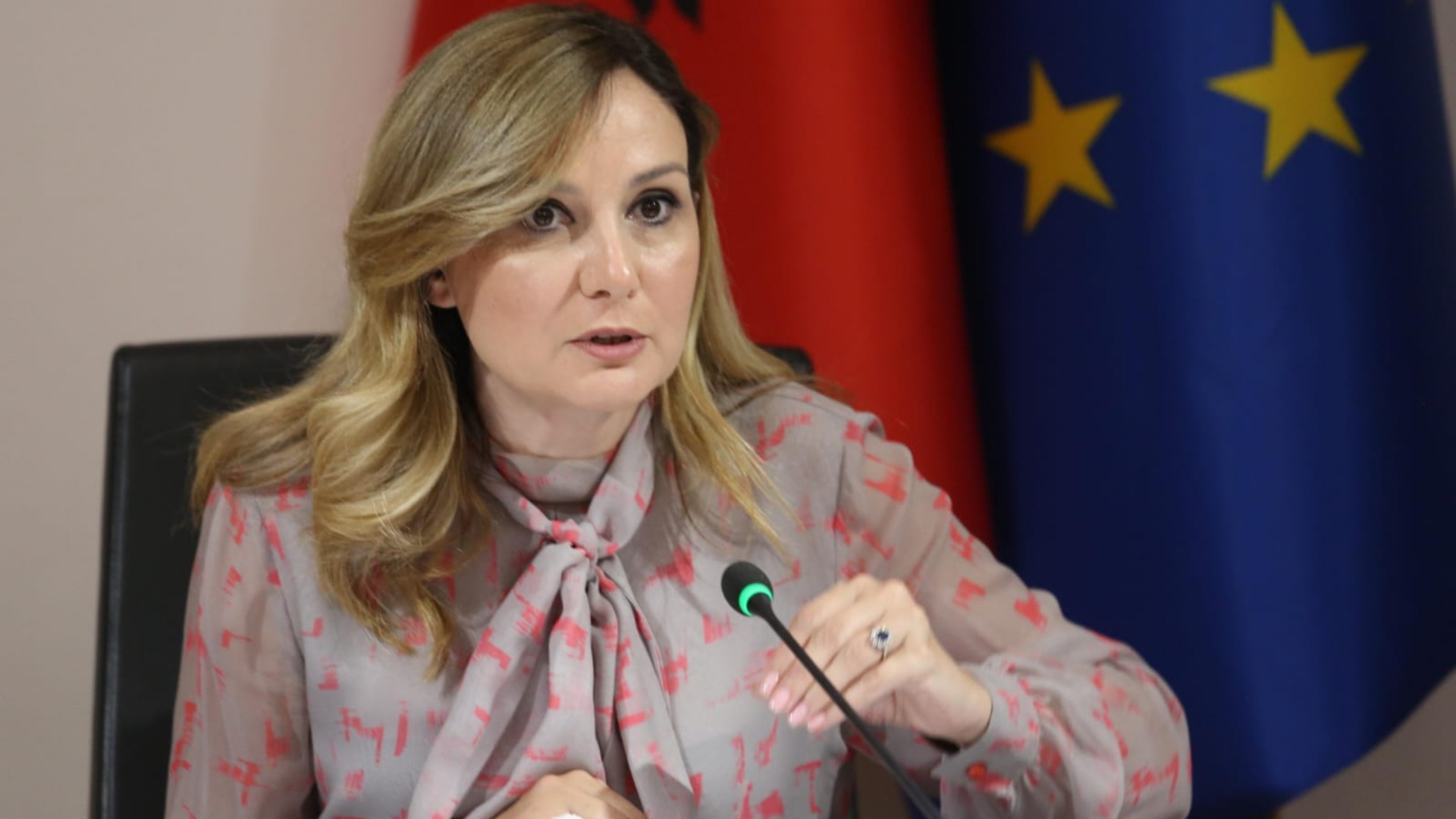 “Hapësira mes pagës dhe pensioneve sa vjen dhe thellohet”- Tabaku: Shqipërisë i duhet një reformë e vërtetë…