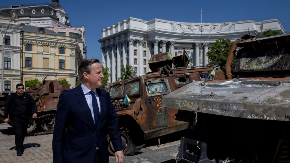 Kremlini: “Përshkallëzuese” komentet e Cameronit për armët britanike në Ukrainë!