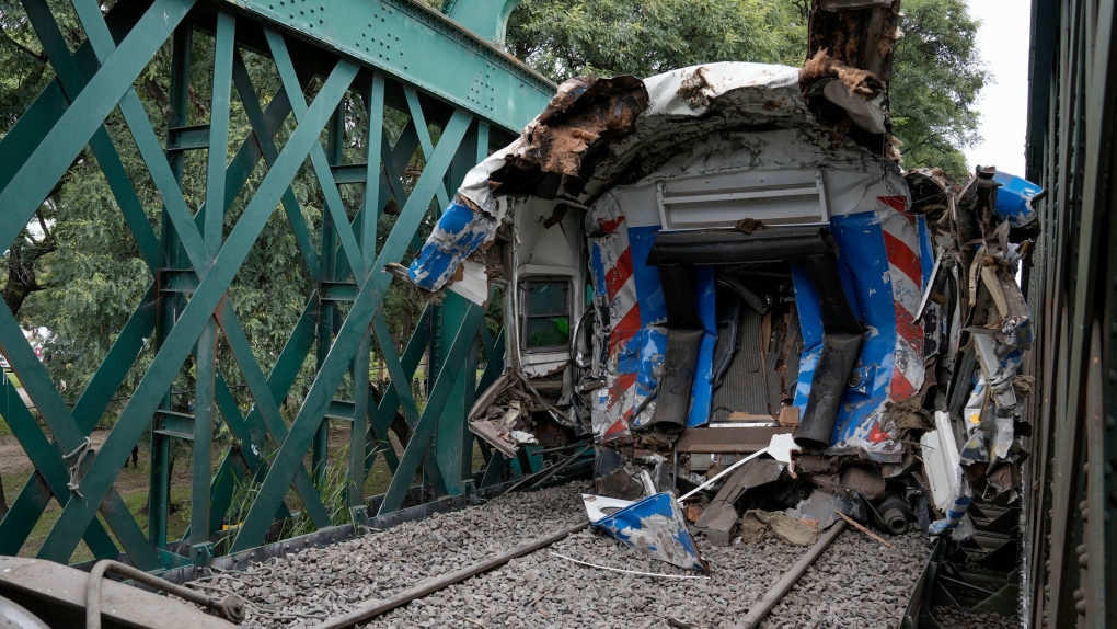Përplasen trenat në Argjentinë, kaos dhe situatë e rënduar në vendin e ngjarjes!