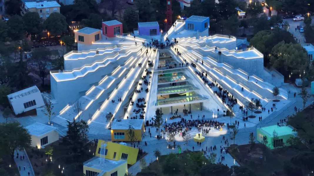 Projekti më i mirë, Piramida e Tiranës fiton Çmimin e madh për Evropën Juglindore!