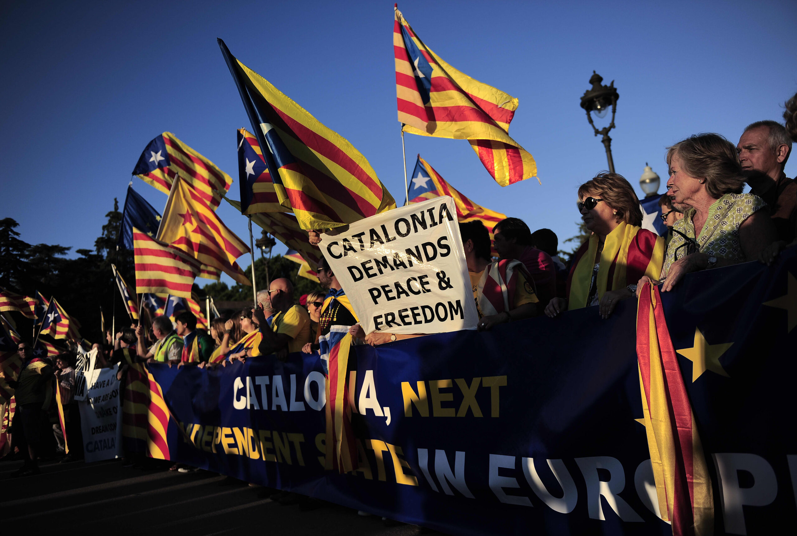 Katalonja voton me sytë për nga pavarësia!